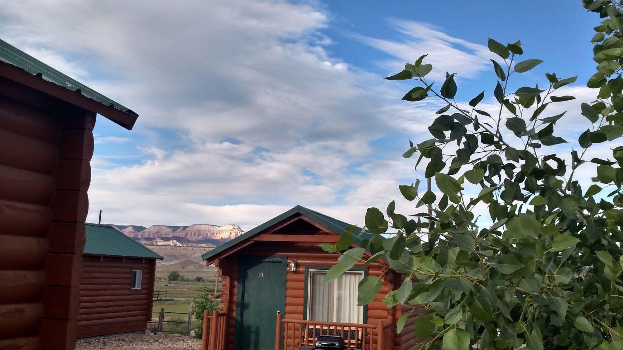 Bryce Valley Lodging Tropic Exterior foto